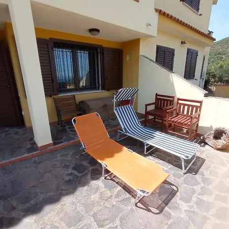 Apartment La Tana Della Volpe Murta Maria