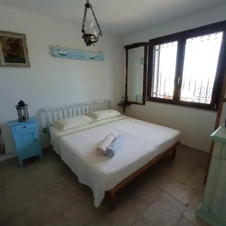 Apartment La Tana Della Volpe Murta Maria